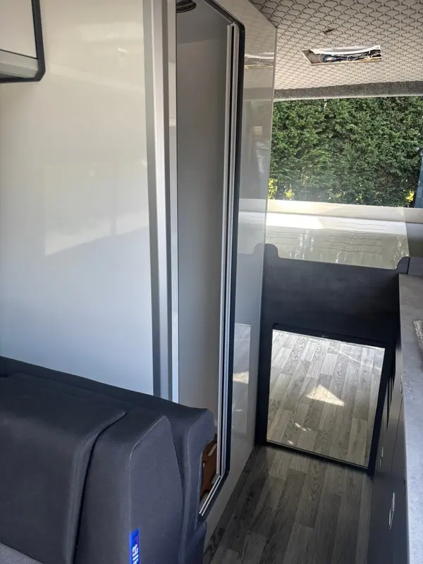Shower / Toilet Cubicle with Roller Door & Shower Tray thumbnail 4